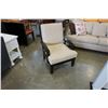 Image 1 : MODERN ARMCHAIR