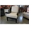 Image 4 : MODERN ARMCHAIR