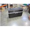 Image 1 : MODERN BLACK DISPLAY CASE