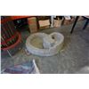 Image 1 : PLASTIC FOUNTAIN BASE