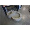 Image 3 : PLASTIC FOUNTAIN BASE