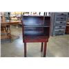Image 3 : MAHOGANY FINISH SHELF UNIT