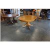Image 1 : ROUND OAK TABLE W/ 4 CHAIRS AND LEAF