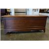 Image 2 : LANE CEDAR CHEST