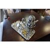 Image 3 : ROGERS SILVER SERVICE 5-PIECE SETTING