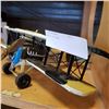 Image 2 : METAL BIPLANE