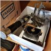 Image 2 : TASCO BINOCULARS, EARLY 1917 MILITARY TORCH LIGHT, AND METAL WARE