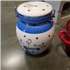 Image 2 : CAST IRON CROCK POT W/ LID AND COOKIE JAR