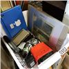 Image 1 : WHITE BASKET OF ELECTRONICS