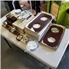 Image 1 : TRAY OF THERMOMETERS, BAROMETERS AND VARIOUS STANDS AND MOUNTS