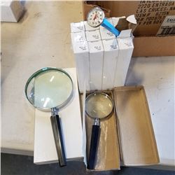 3 MAGNIFYING GLASSES AND 12 PORTABLE THERMOMETERS