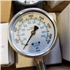Image 2 : BOX OF PRESSURE GAUGES 15 TO 1500 PSI