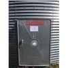 Image 2 : Twister Grain Bin 5900 bushel with flat bottom reinforced steel floors