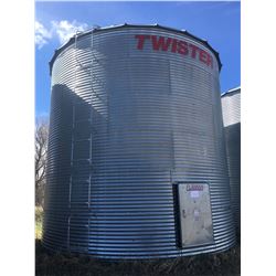 Twister Grain Bin 4500 bushel, with reinforced steel flat bottom