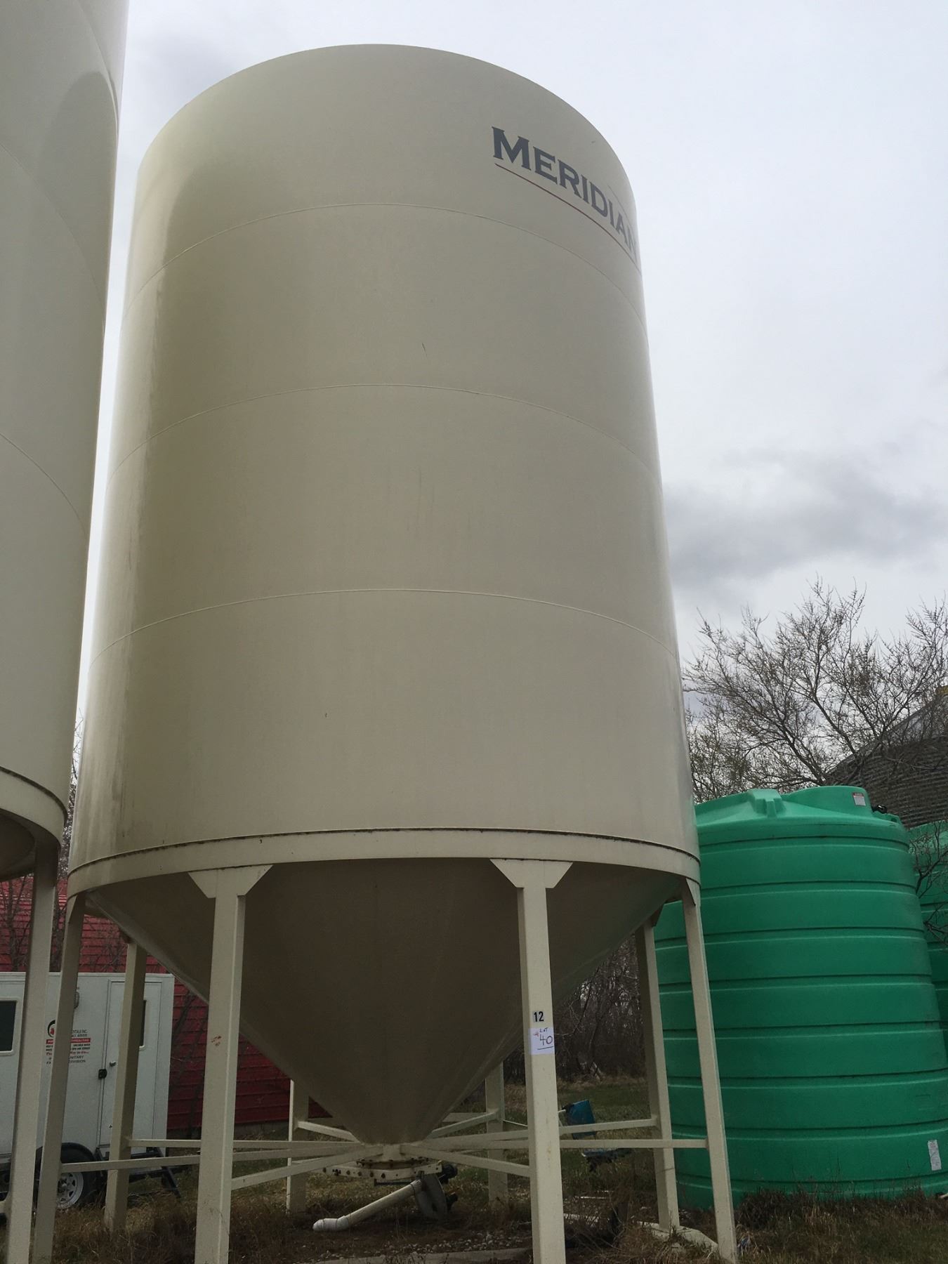 Meridian Epoxy Lined Fertilizer Hopper Bin, Model 1620EL