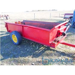 New Holland Manure Spreader, 10 FT Box, Single Beater