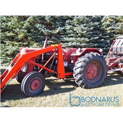 Massey Ferguson 90WR Diesel, FEL, Bale Forks