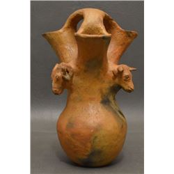 NAVAJO INDIAN POTTERY VASE
