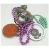 Image 2 : 2 POUNDS OF ESTATE COSTUME JEWELRY