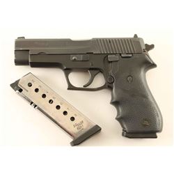 Sig Sauer P220 .45 ACP SN: G284918