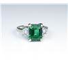 Image 1 : Beautiful 3.43 Carat Created Emerald Ring & White