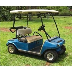 Club Car Electric Golf Cart w/ Solar Panel on Roof (Runs, Drives - See Video)