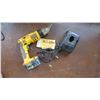 Image 2 : DeWalt 14.4V Cordless Swivel Head Shear Tool