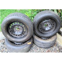 Qty 4 BF Goodrich 225/60R16 Advantage Tires on Rims