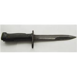 US M6 AERIAL BAYONET WITH US M8A1 V.P. CO.