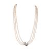 Image 2 : 2.90 ctw Pearl and Diamond Necklace - Platinum