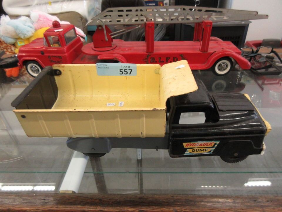 1950s Marx Dump Truck Hydraulic Tilt & Dump