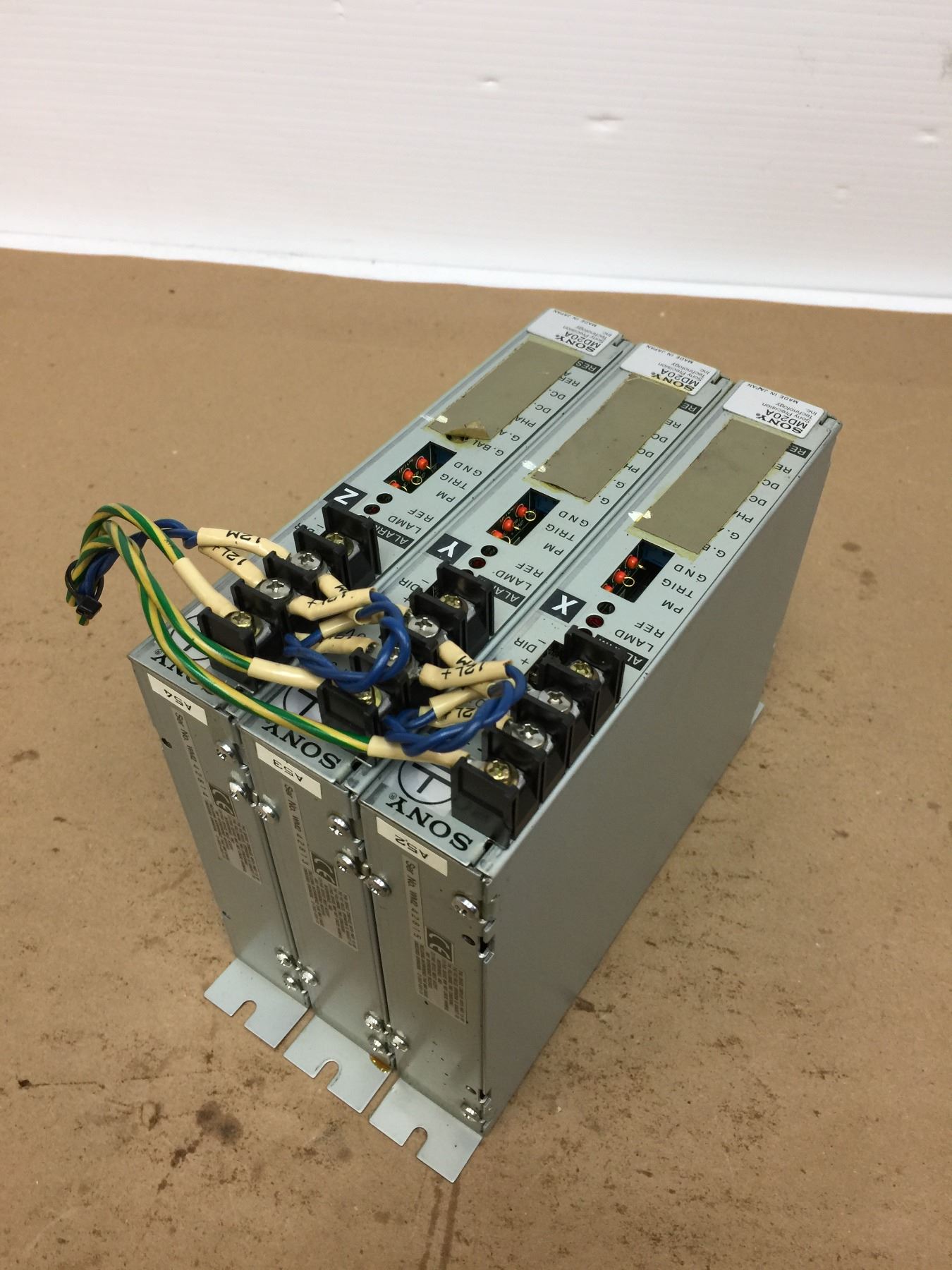 (3) Sony MD20A Position Control Modules - BTM Industrial