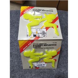 TRUCK REFLECTORS