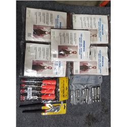 APRONS AND MORE