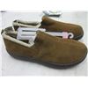 Image 1 : New Mossimo Genuine Suede Slippers non marking sole size 11