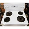 Image 3 : PREVIOUSLY ENJOYED GE COIL TOP STOVE WITH SELF CLEAN
