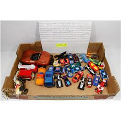 BOX OF VINTAGE COLLECTIBLE CARS.