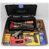 Image 1 : MISC TOOL LOT: INCLUDES TOOL BOX WITH TOOLS &