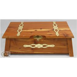 DRESSER CHEST JEWELRY BOX