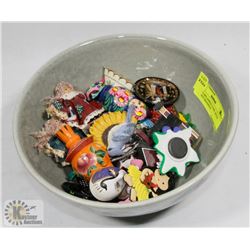 LARGE MELAMINE BOWL WITH KITCHEN MAGNETS