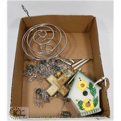 BEE AND DRAGONFLY WITH FOOTPRINTS WIND CHIMES