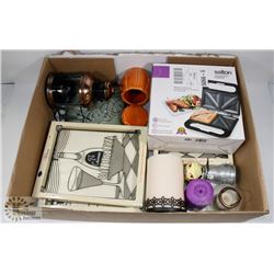 NEW SANDWICH MAKER, BLACK WIRE WALL ART