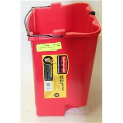 RUBBERMAID 17L DIRTY WATER BUCKET