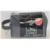Image 1 : DOVE MEN + CARE GIFT SET WITH CARRY CASE.