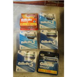 BAG OF ASSORTED SILETTE REPLACEMENT CARTRIDGES