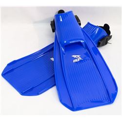 NEW IST SZ LARGE BLUE SCUBA FLIPPERS