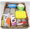 Image 1 : FLAT OF ASSORTED ITEMS INCLUDING MAGIC BAG,
