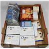 Image 1 : LARGE FLAT OF ASSORTED BATH PRODUCTS