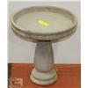 Image 1 : CONCRETE 2 PIECE BIRDBATH 14" X 14"