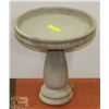 Image 1 : CONCRETE 2 PIECE BIRDBATH 14" X 14"
